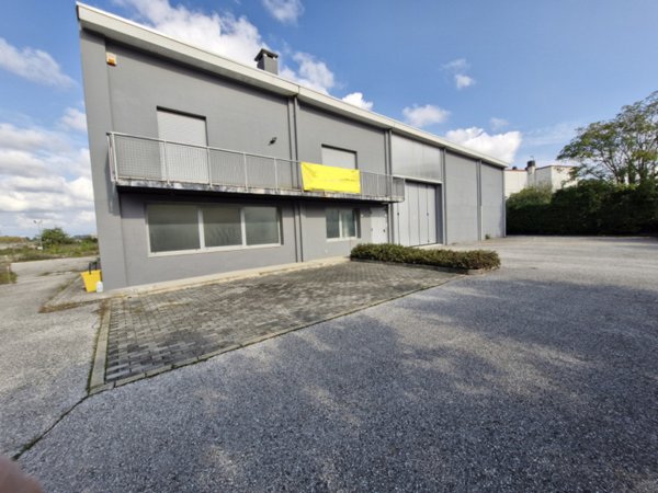 negozio in affitto a Tavagnacco