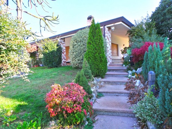 casa indipendente in affitto a Tavagnacco in zona Feletto Umberto