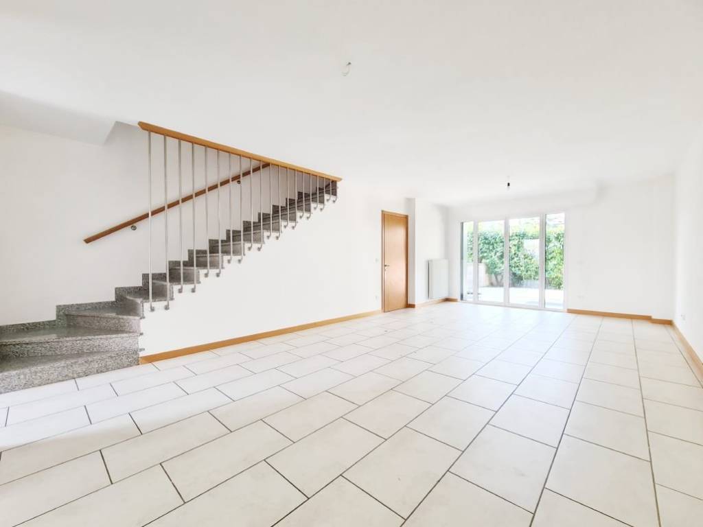 casa indipendente in affitto a Tavagnacco in zona Feletto Umberto