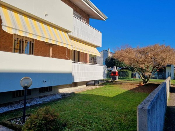 appartamento in affitto a Tavagnacco in zona Feletto Umberto