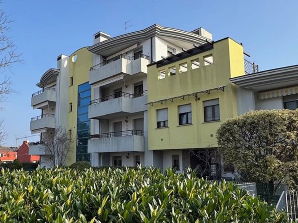 appartamento in affitto a Tavagnacco in zona Colugna