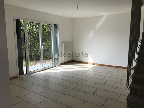 casa indipendente in affitto a Tavagnacco