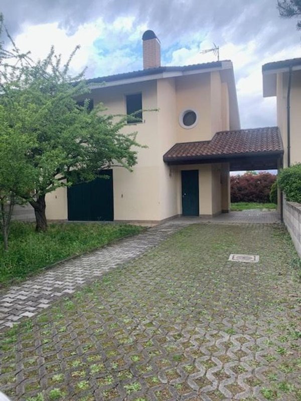 casa indipendente in affitto a Tavagnacco in zona Cavalicco