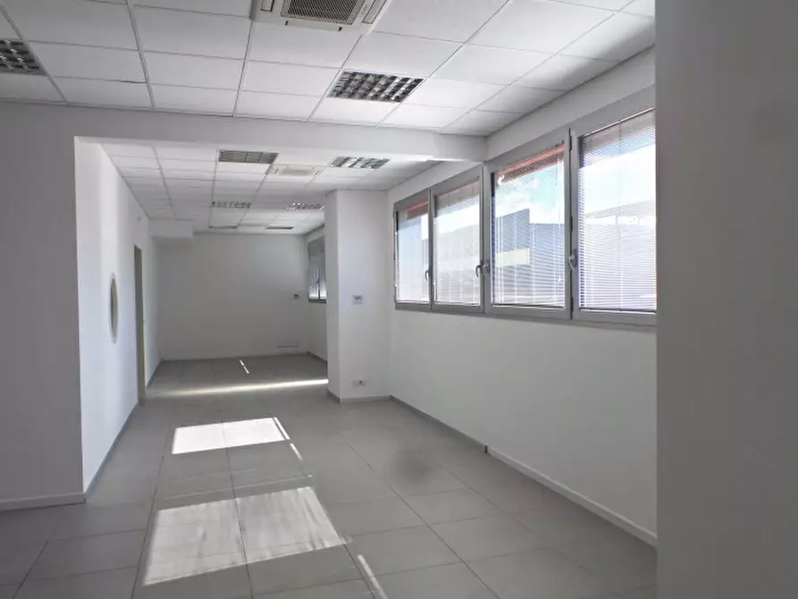 ufficio in affitto a Tavagnacco in zona Feletto Umberto