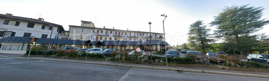 negozio in affitto a Tricesimo