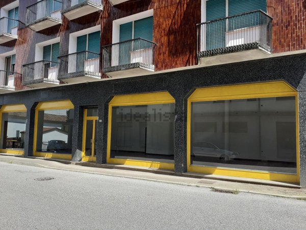 locale commerciale in affitto a Tricesimo