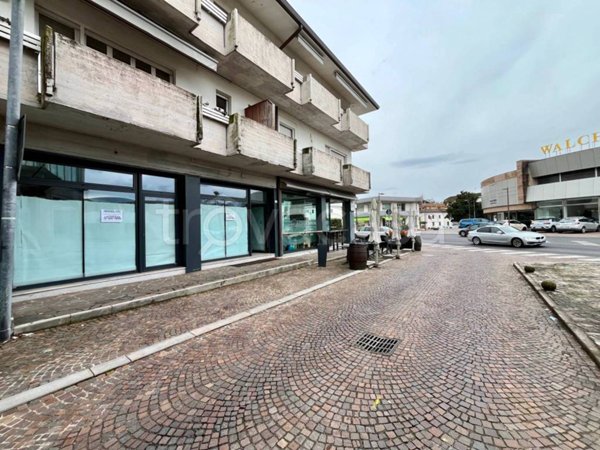 negozio in affitto a Tricesimo