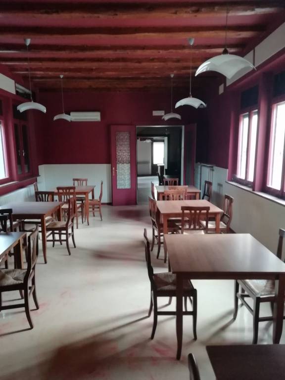 negozio in affitto ad Udine