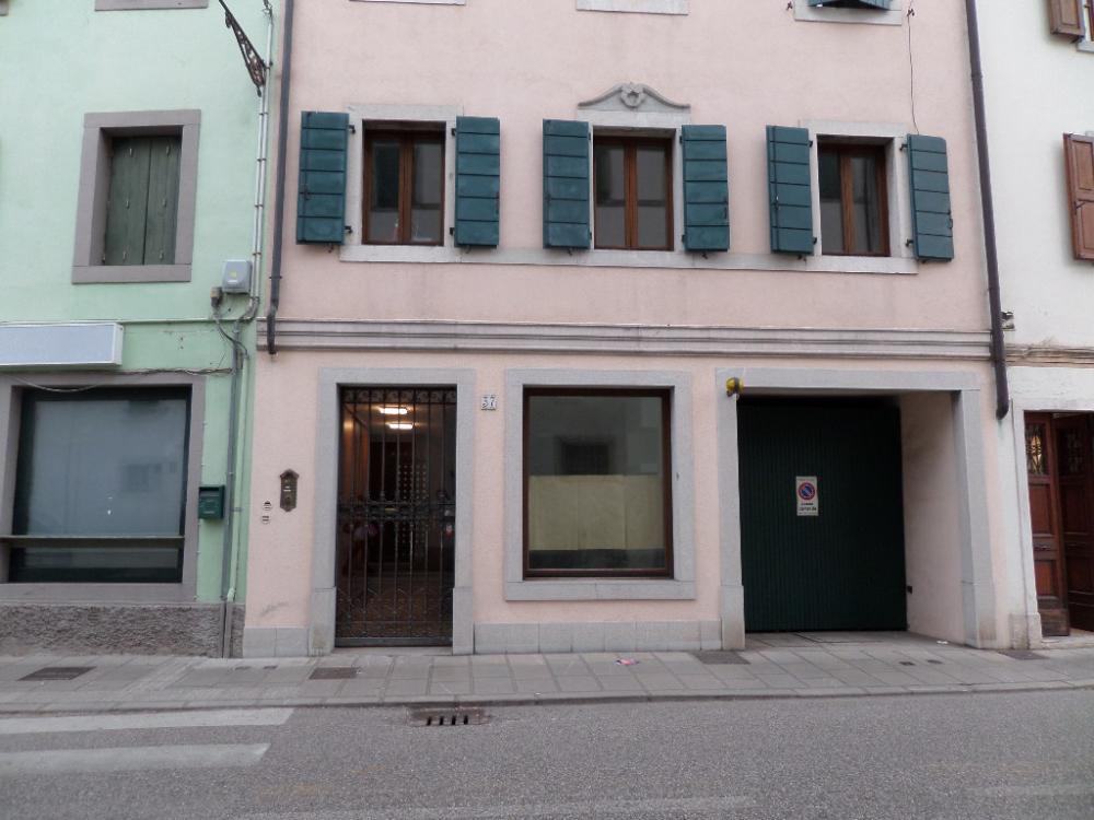 negozio in affitto ad Udine in zona Centro Storico