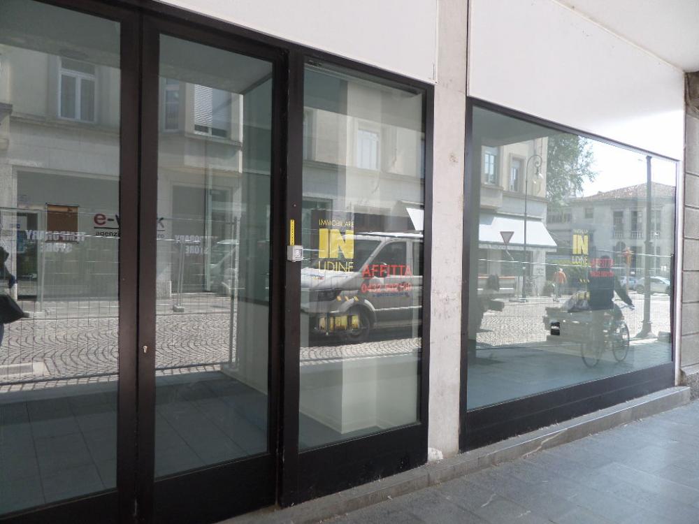 negozio in affitto ad Udine