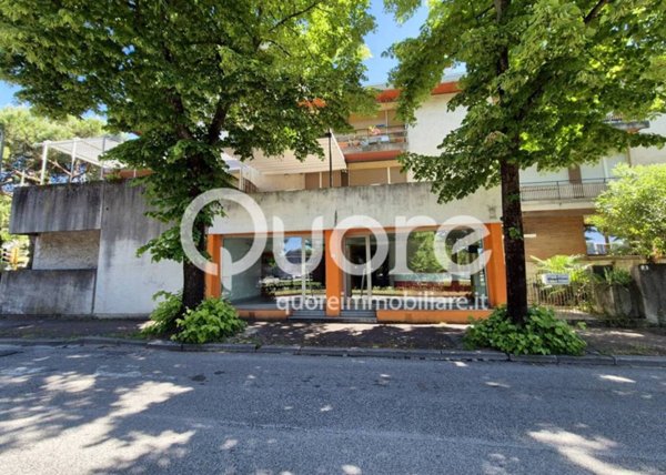 negozio in affitto ad Udine