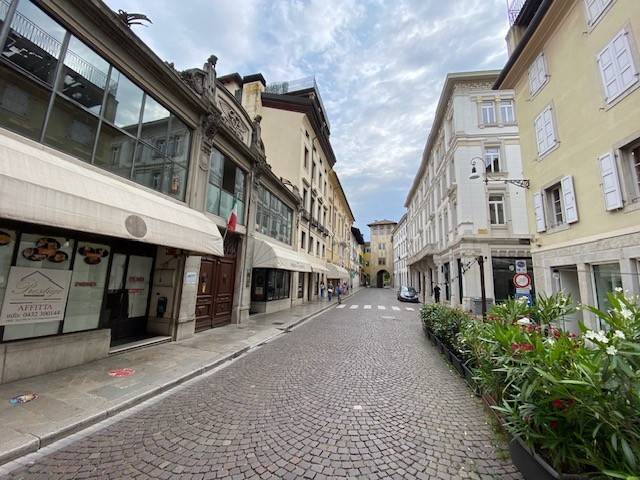 negozio in affitto ad Udine in zona Centro Storico
