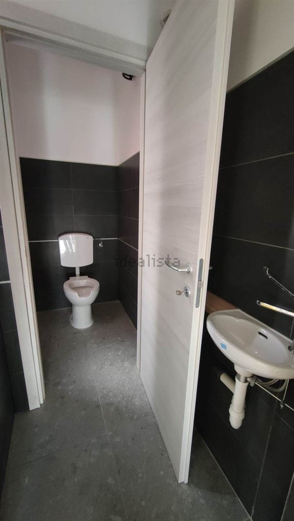 locale commerciale in affitto ad Udine