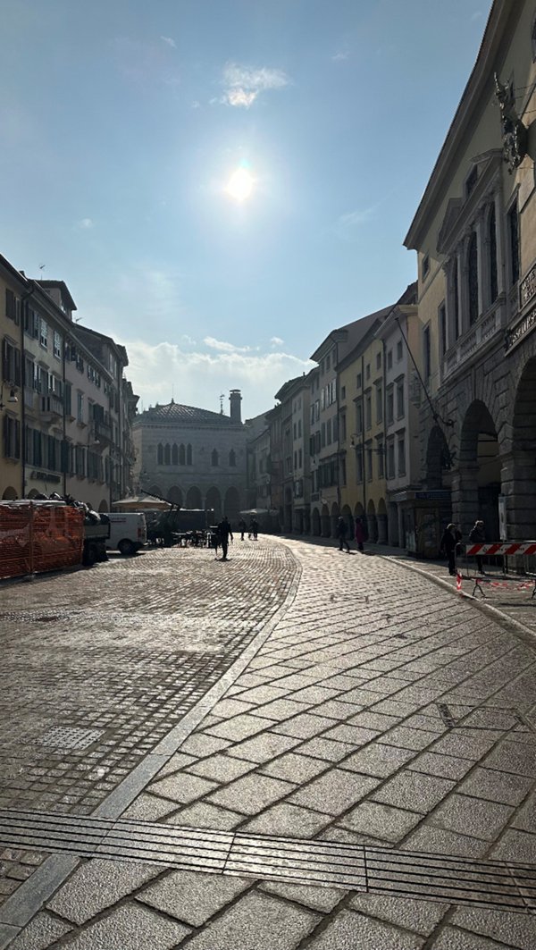 negozio in affitto ad Udine