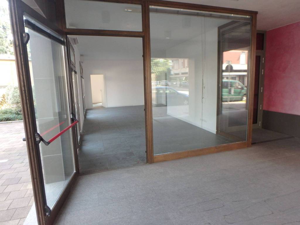 negozio in affitto ad Udine