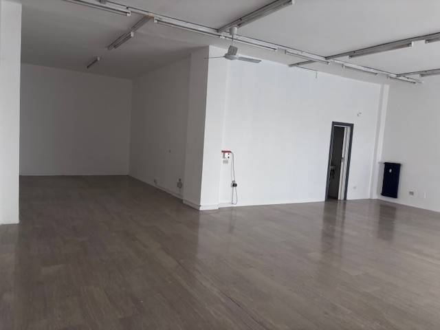 negozio in affitto ad Udine