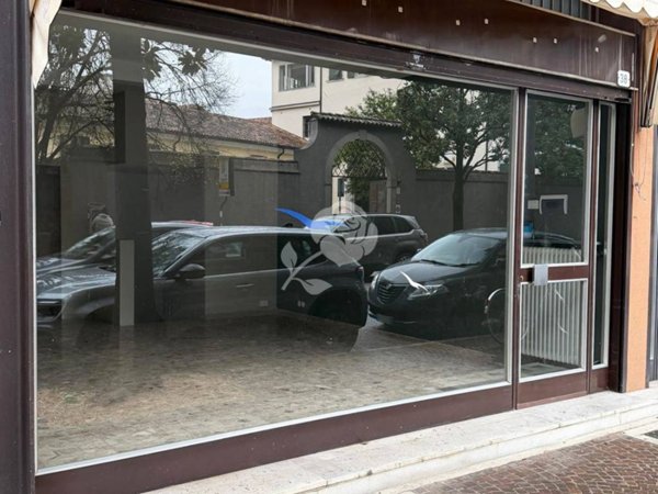 negozio in affitto ad Udine in zona Centro Storico