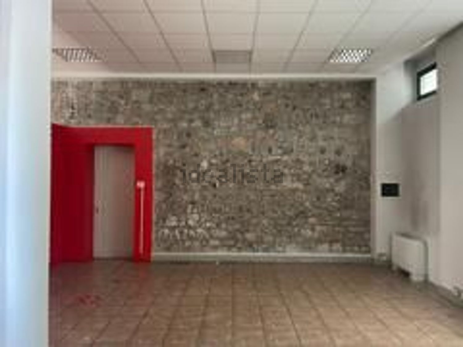 locale commerciale in affitto ad Udine