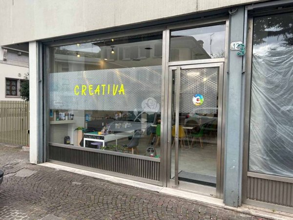 negozio in affitto ad Udine