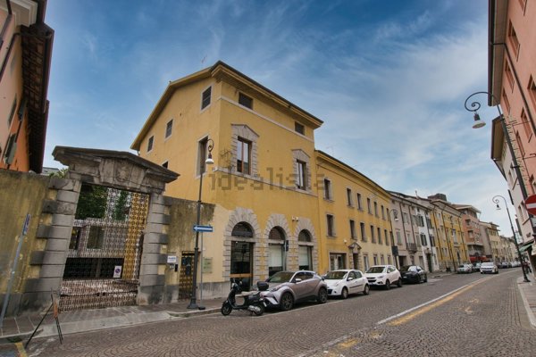 locale commerciale in affitto ad Udine in zona Centro Storico