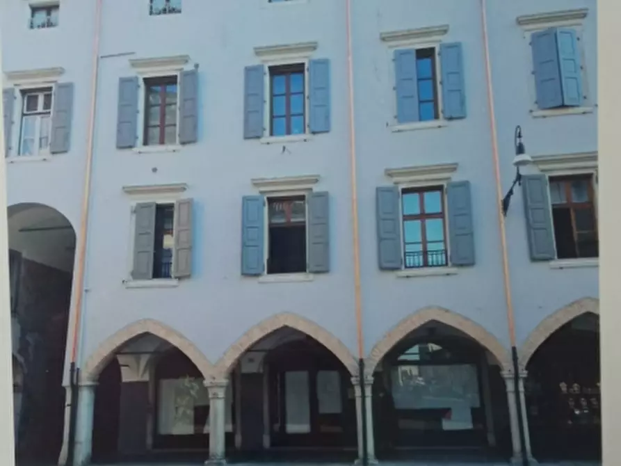 locale commerciale in affitto ad Udine
