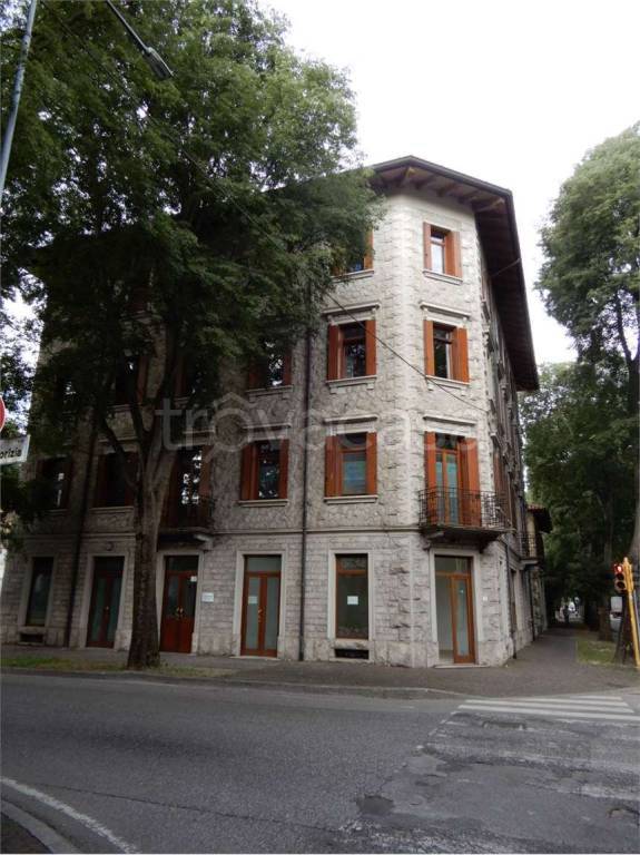 negozio in affitto ad Udine