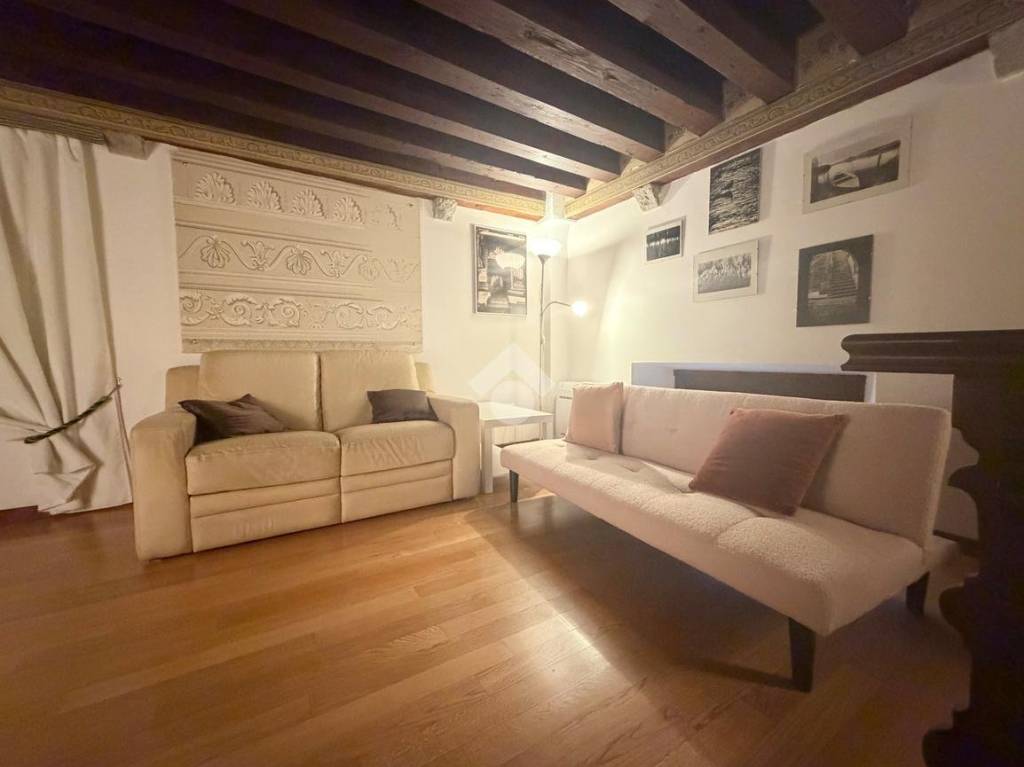 appartamento in affitto ad Udine in zona Centro Storico