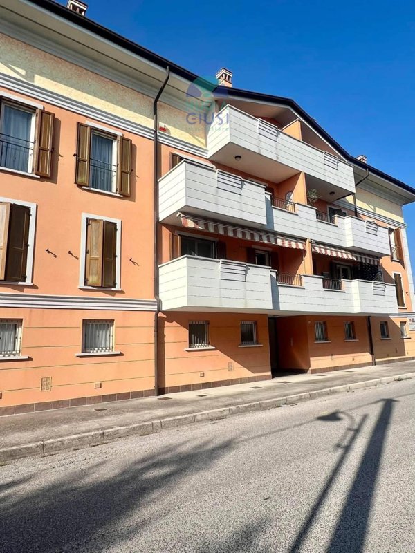 appartamento in affitto a Fiumicello Villa Vicentina in zona Fiumicello