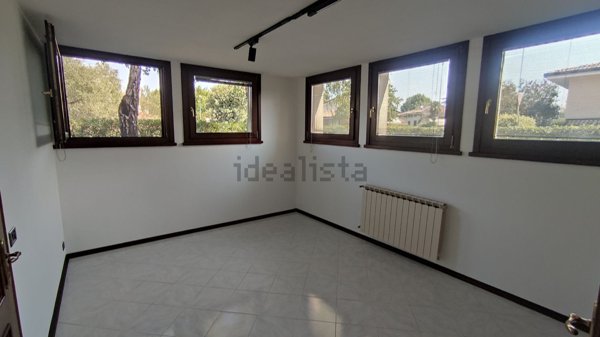 ufficio in affitto a Capriva del Friuli