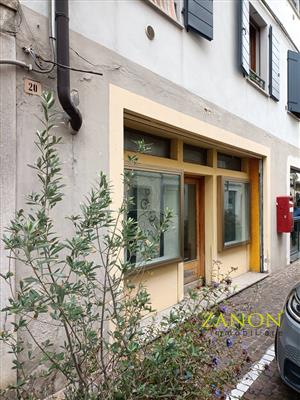 locale commerciale in affitto a Gorizia