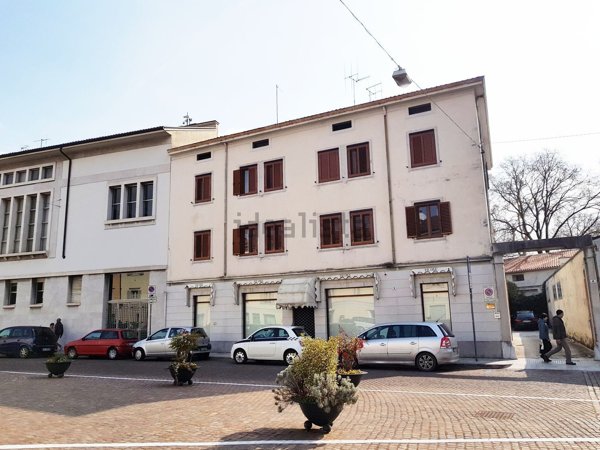 locale commerciale in affitto a Gorizia