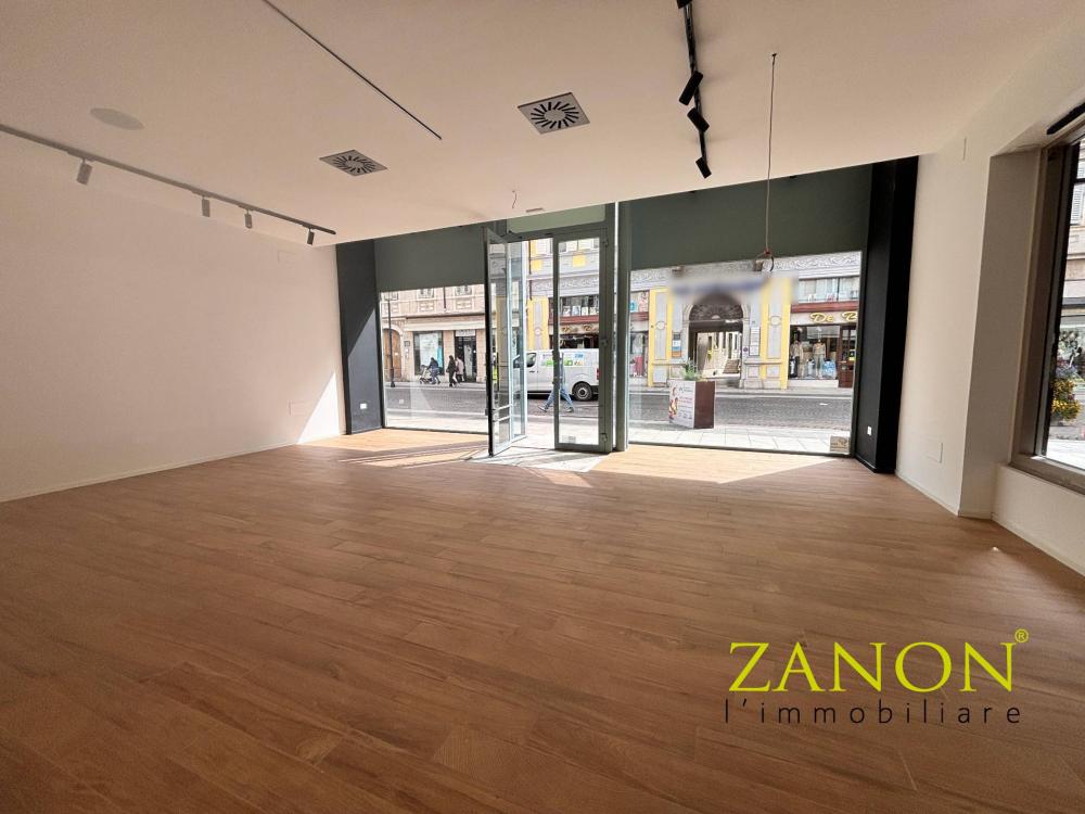 locale commerciale in affitto a Gorizia