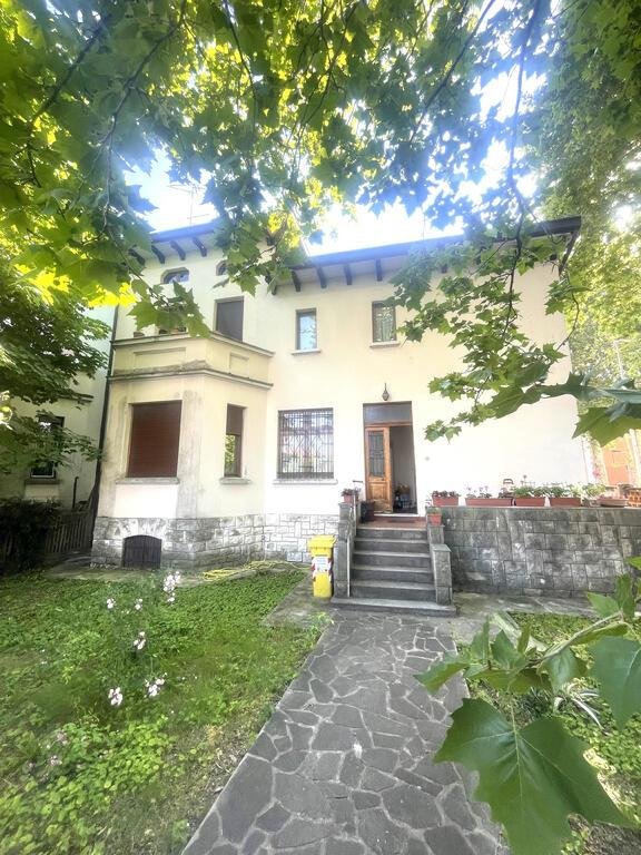 casa indipendente in affitto a Monfalcone in zona Bagni