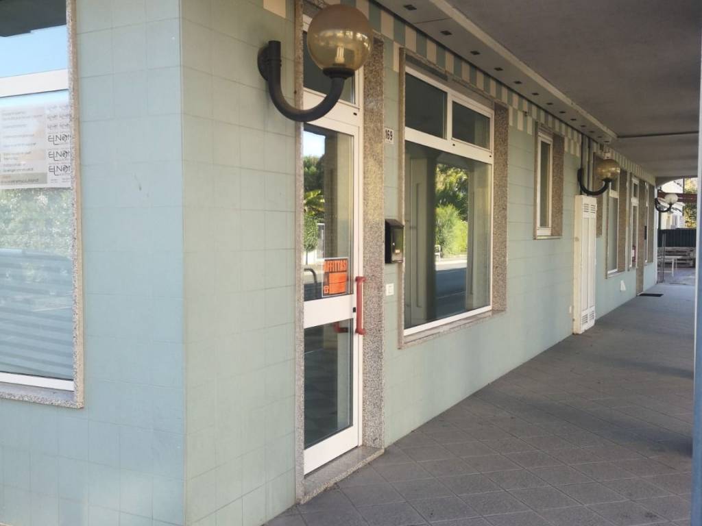 negozio in affitto a Monfalcone