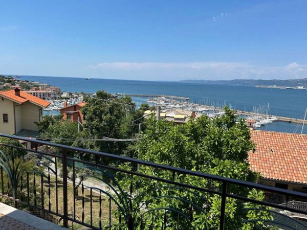 appartamento in affitto a Muggia