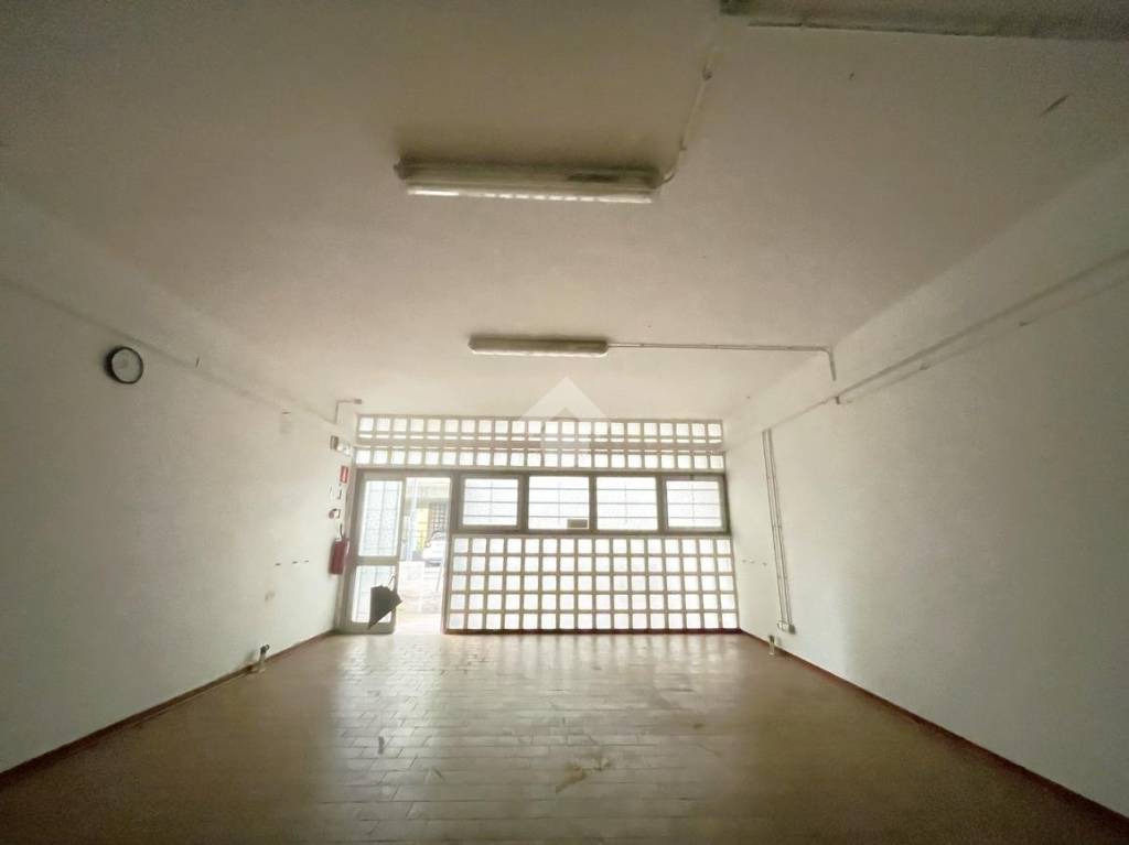 negozio in affitto a Muggia