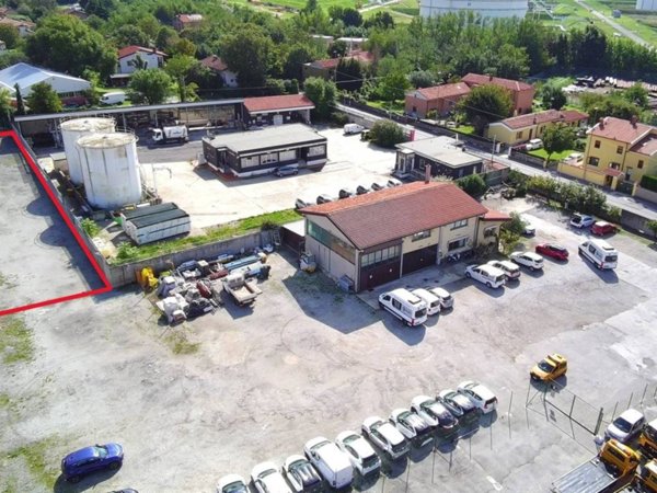 terreno industriale in affitto a San Dorligo della Valle in zona Domio