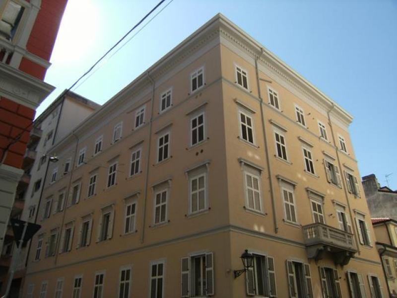 appartamento in affitto a Trieste in zona Città Vecchia