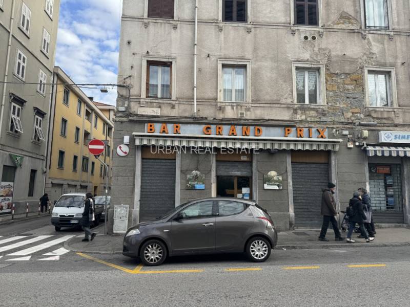 negozio in affitto a Trieste in zona San Giacomo