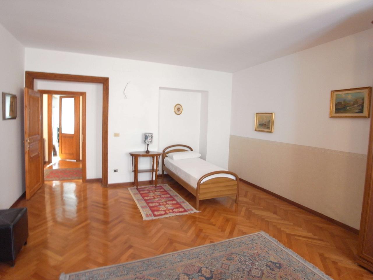 casa indipendente in affitto a Trieste in zona San Giacomo