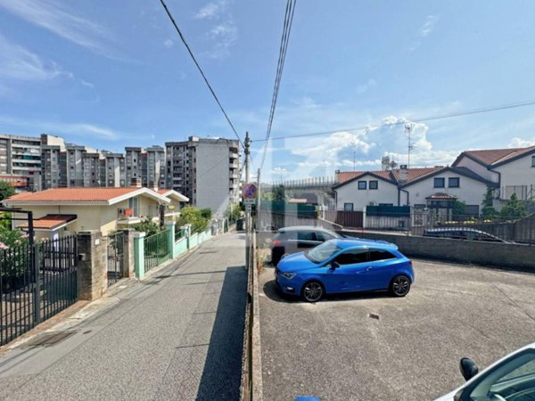 negozio in affitto a Trieste in zona Valmaura