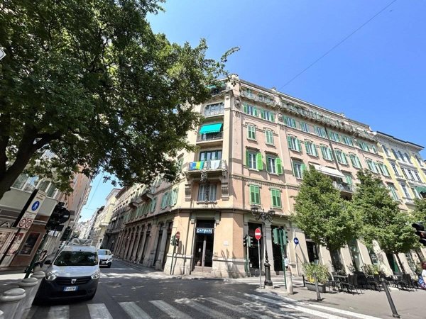 appartamento in affitto a Trieste in zona Città Vecchia
