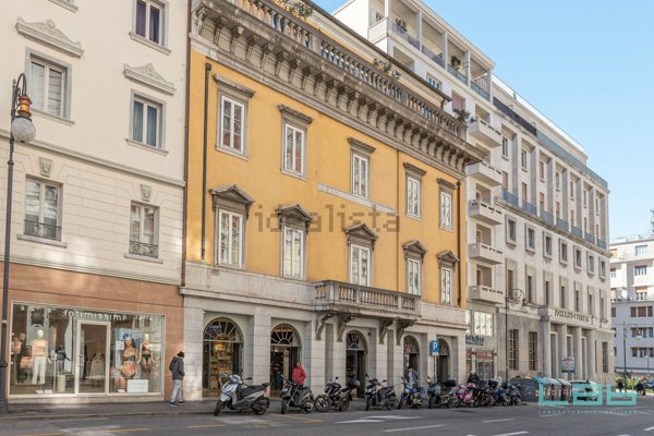 ufficio in affitto a Trieste in zona Città Nuova