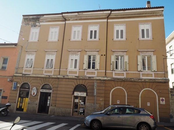 locale commerciale in affitto a Trieste in zona Gretta