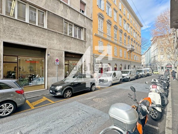 locale commerciale in affitto a Trieste