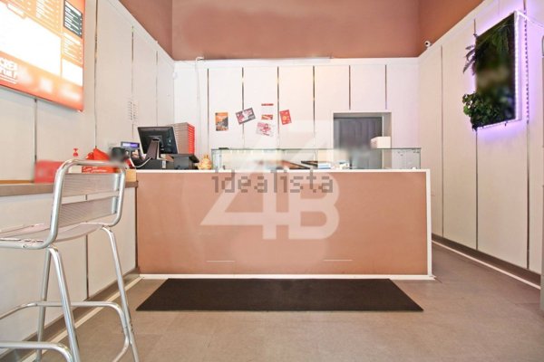 locale commerciale in affitto a Trieste in zona Cologna