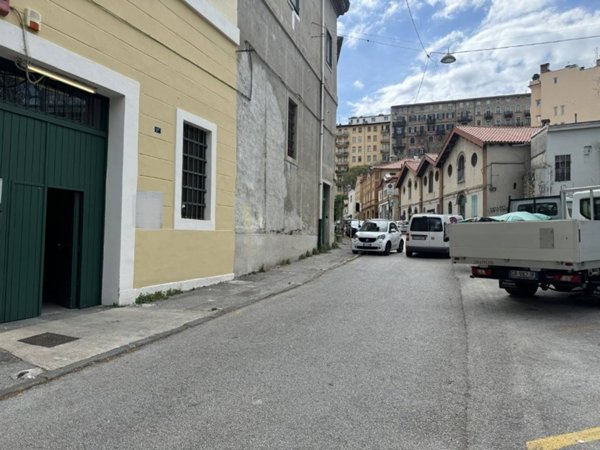 ufficio in affitto a Trieste in zona Città Vecchia