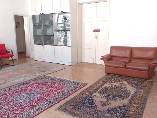 appartamento in affitto a Trieste in zona Borgo Teresiano