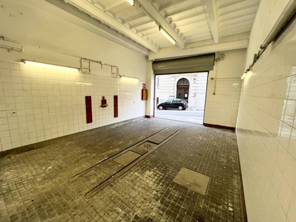 locale commerciale in affitto a Trieste