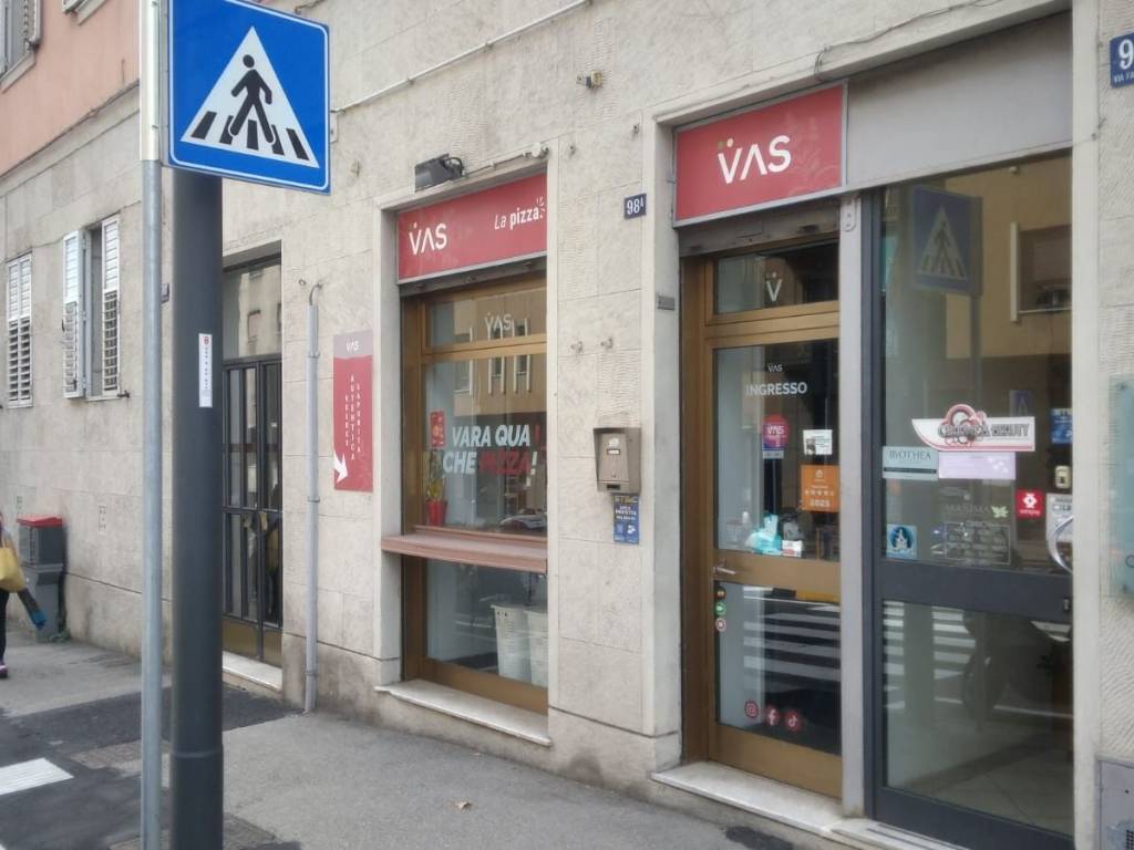 negozio in affitto a Trieste in zona Cologna